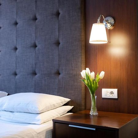 Luka De Luka Suites Belgrado Esterno foto