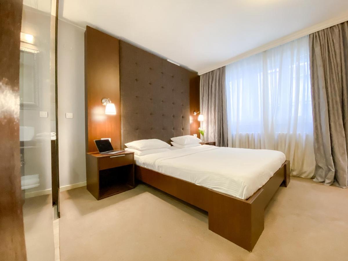 Luka De Luka Suites Belgrado Esterno foto