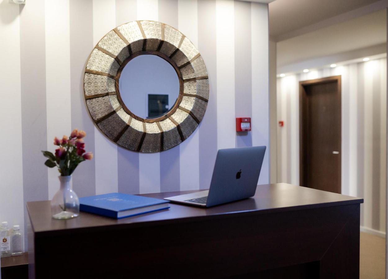 Luka De Luka Suites Belgrado Esterno foto