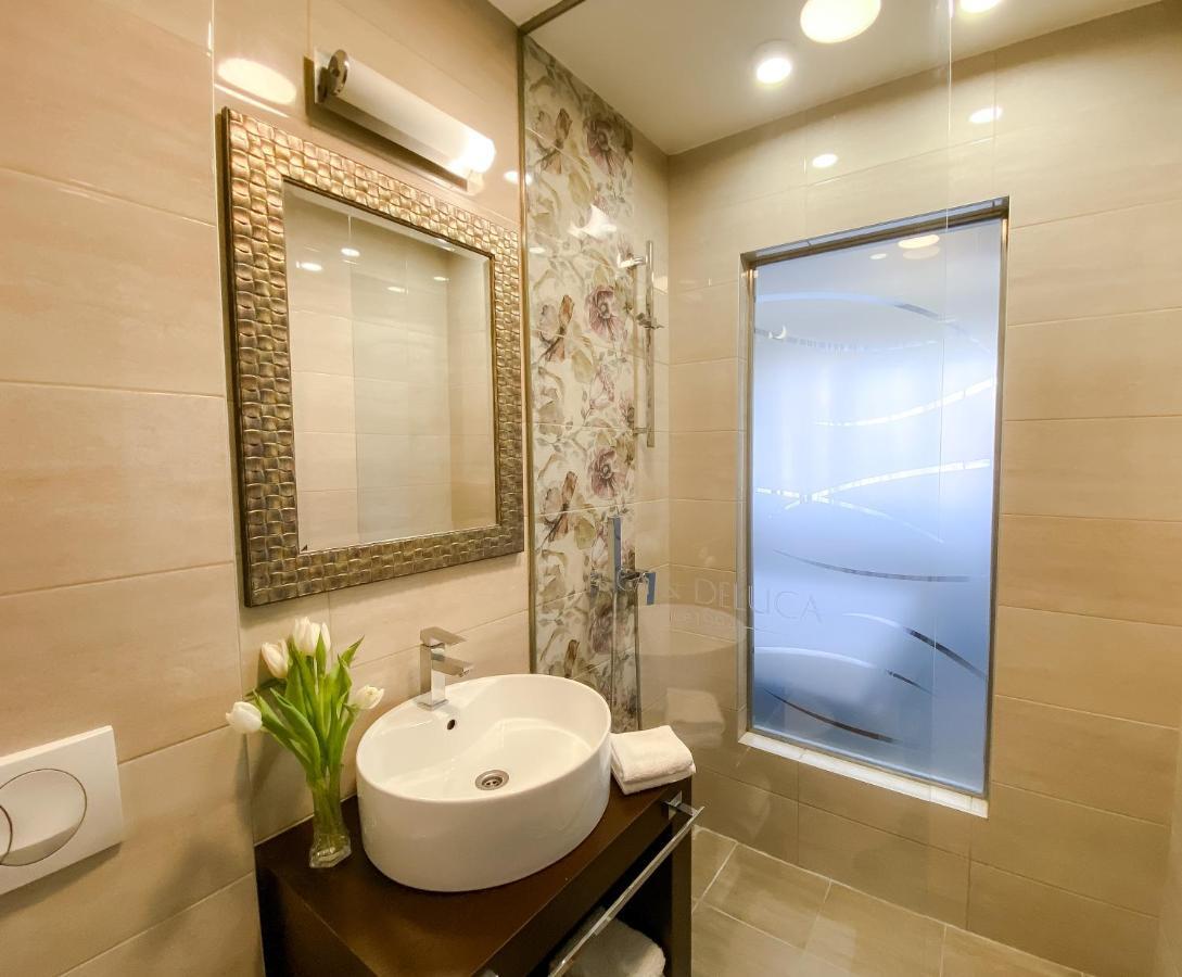 Luka De Luka Suites Belgrado Esterno foto